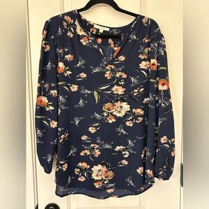 Fun 2 Fun navy flower shirt